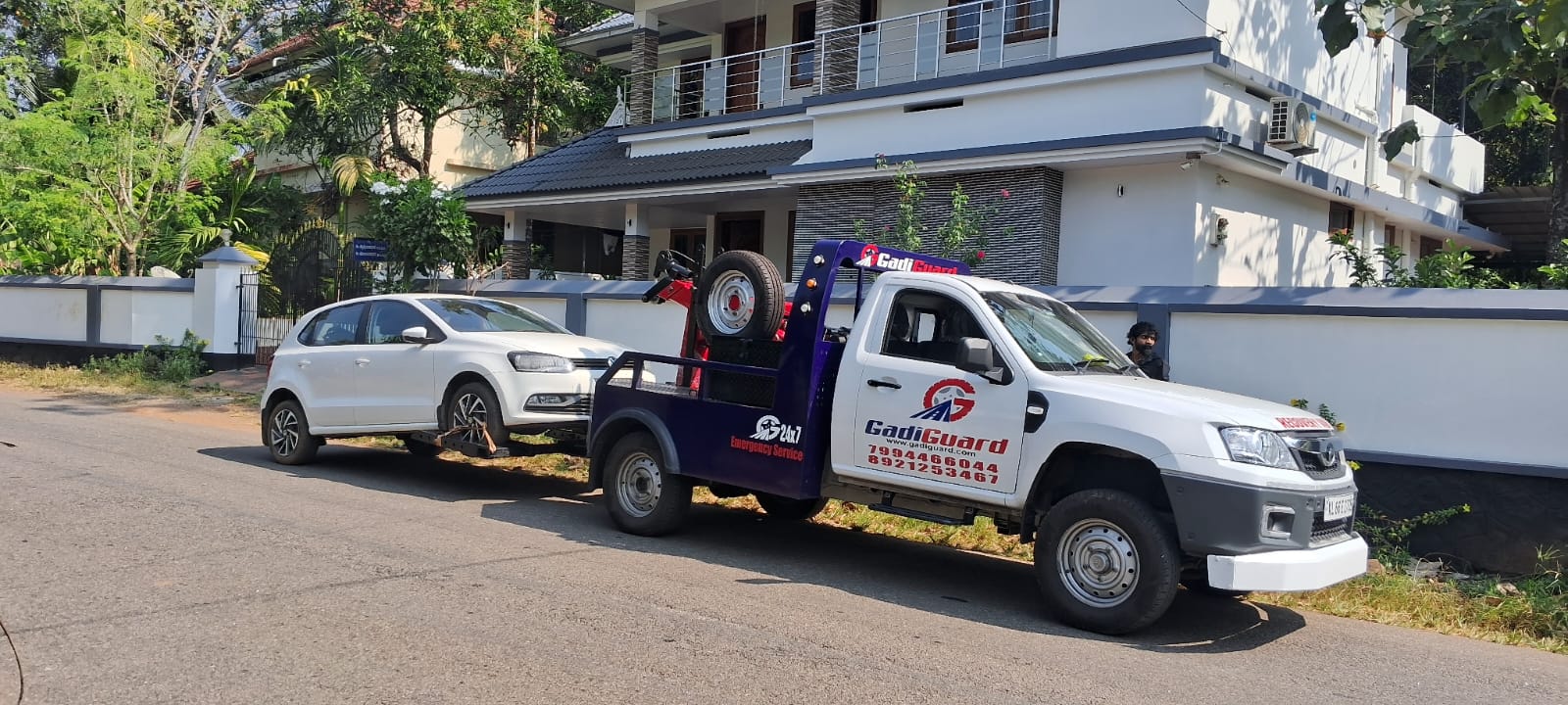 Gadiguard Towing Service In Kochi